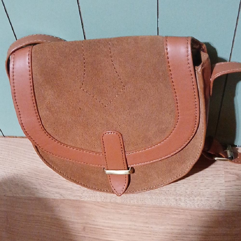 American Eagle Outfitters Brown Crossbody Bag with Saddle Design